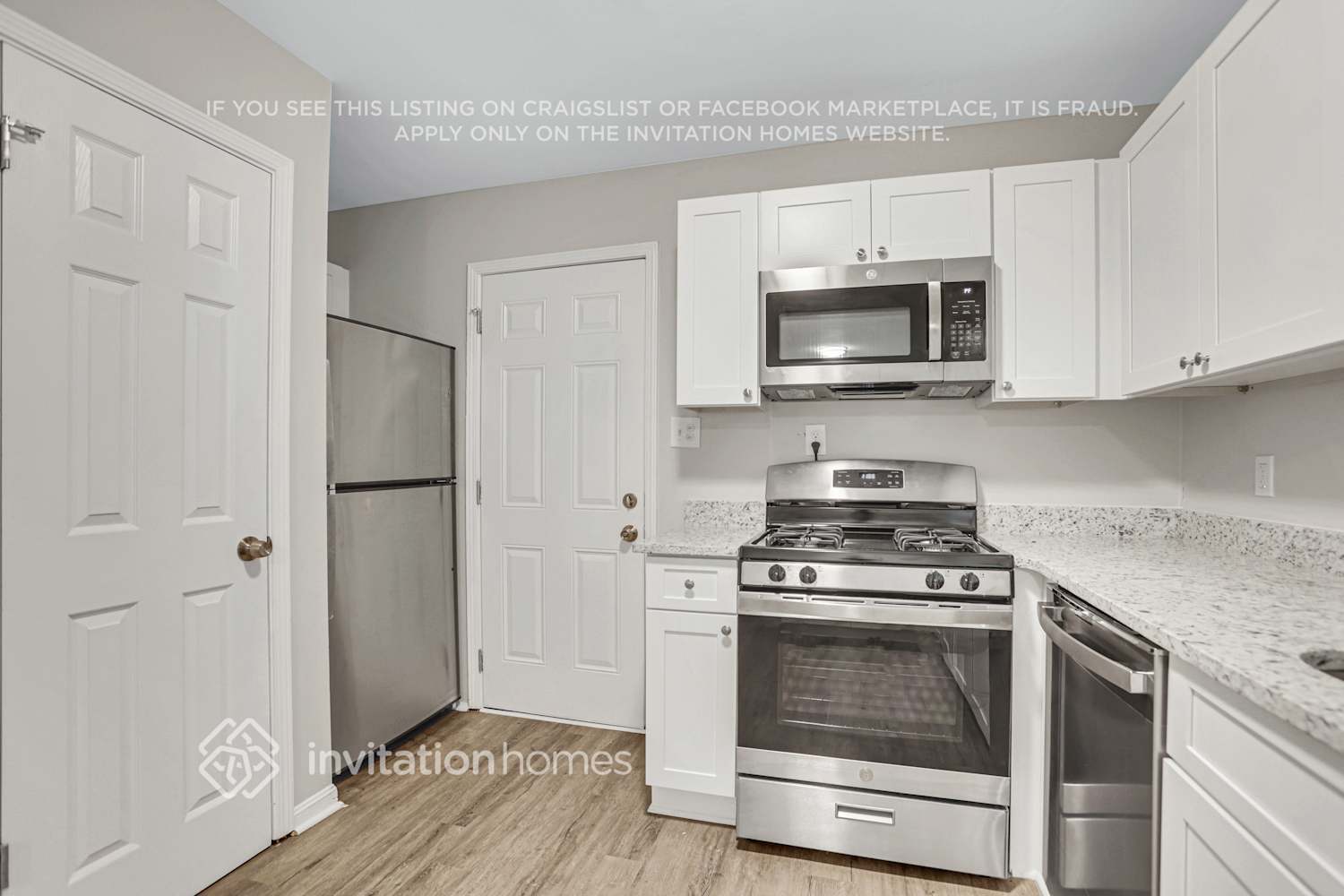 Building Photo - 3126 Holbrook Dr SW
