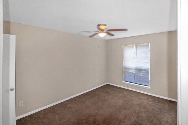 Building Photo - 16303 Lyons School Rd