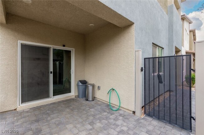 Building Photo - 7457 Onyx Star St