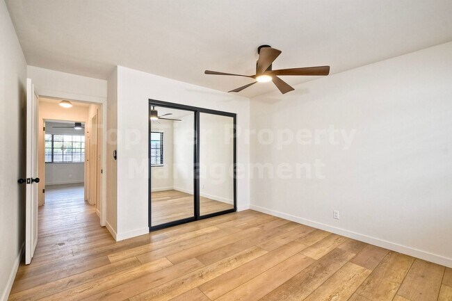 Building Photo - ***Completely Remodeled 3 bed+ Bonus Room,...
