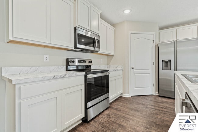 Building Photo - 5 Birchfield Pl