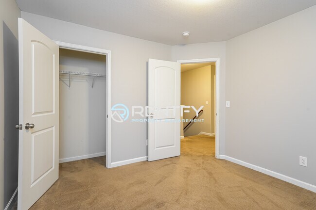 Building Photo - 5191 Liberty Hall Cir