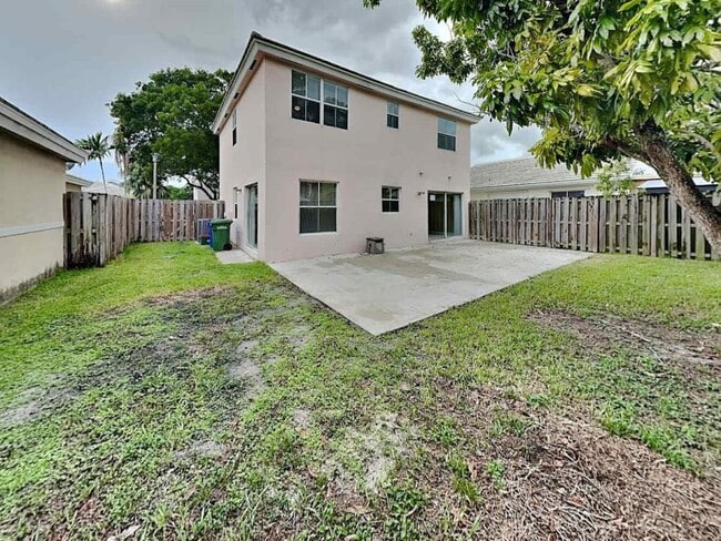 Building Photo - 3366 Bonito Ln