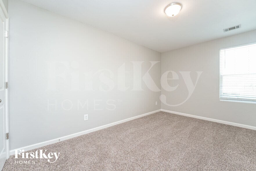 Building Photo - 1271 Hudson Ct