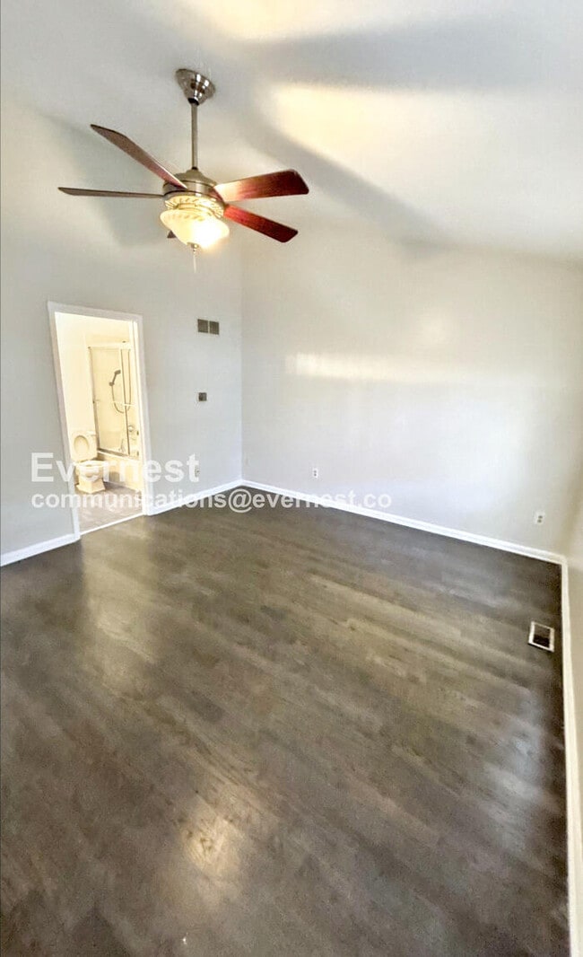 Building Photo - 4376 Maryland Ave