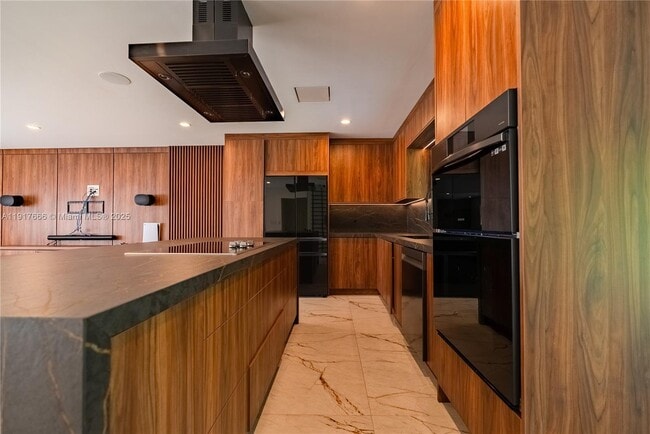 Building Photo - 3711 Battersea Rd