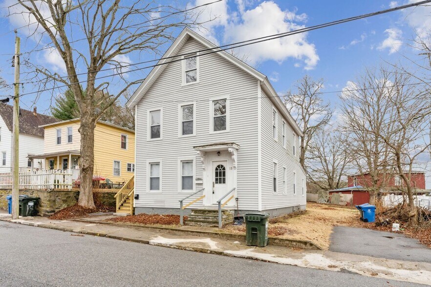 Primary Photo - 13 Ward St