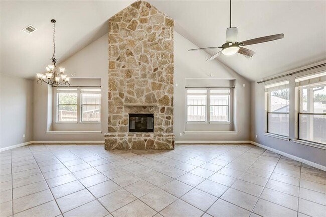 Building Photo - 19421 Brent Knoll Dr