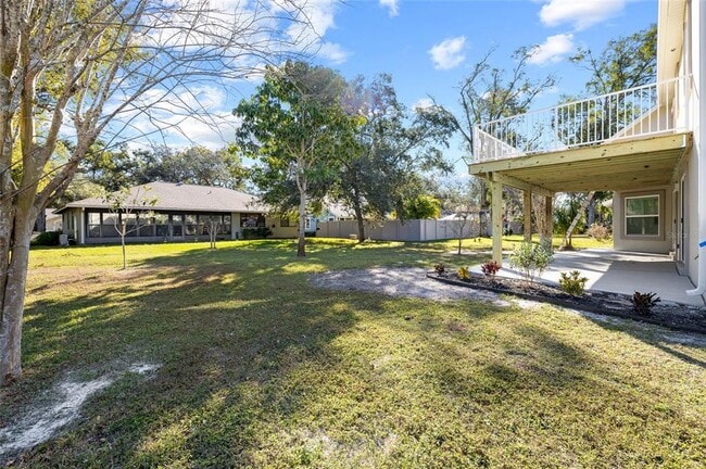 Building Photo - 1801 Laurence Ct