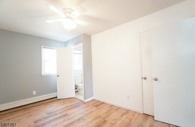 Building Photo - 273 Hoover Ave