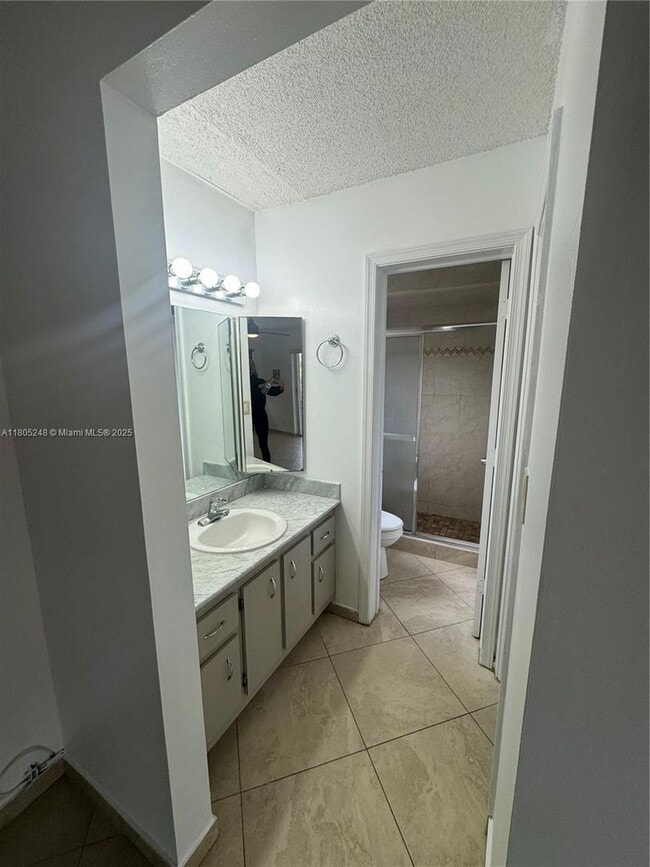 Building Photo - 3111 Coral Springs Dr
