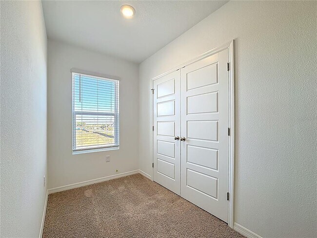 Building Photo - 2645 Olympic Ct