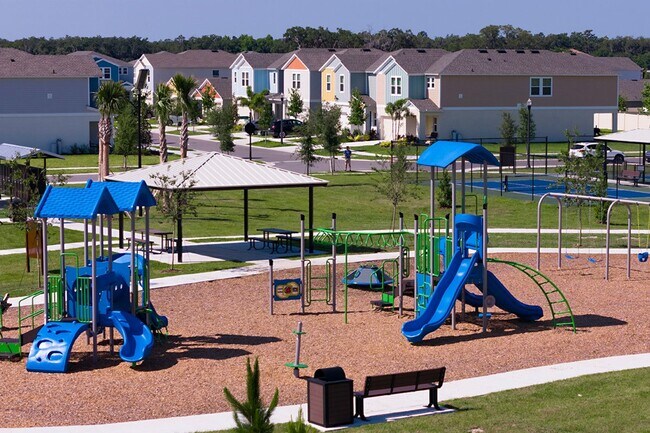 Building Photo - 14773 Summer Br Dr