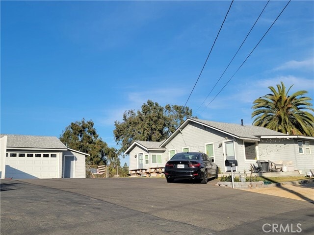 Building Photo - 16801 E Buena Vista Ave