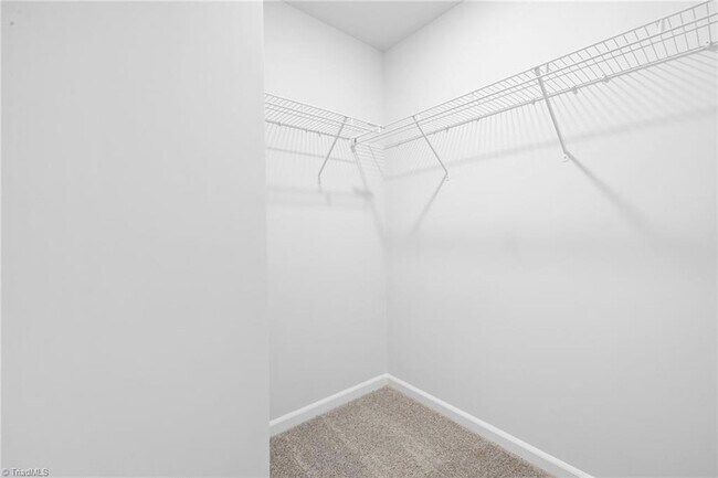 Building Photo - 1729 University Dr
