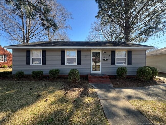 Building Photo - 1110 E 11th St