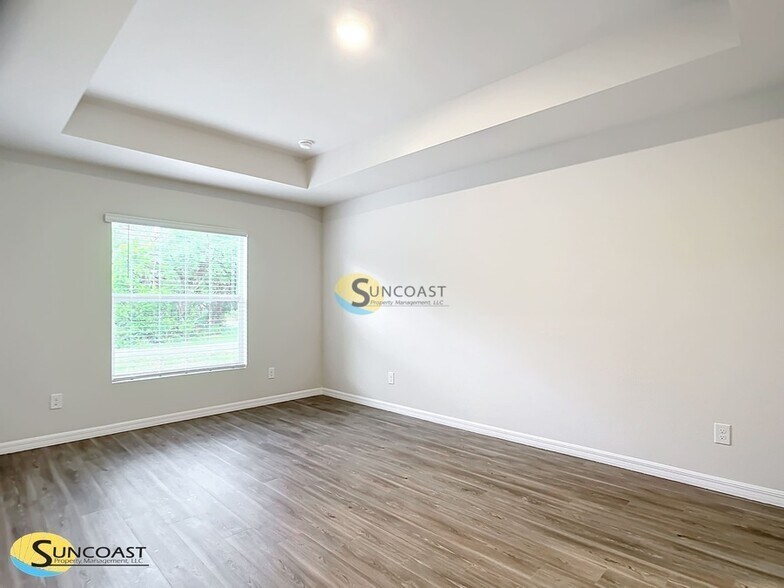 Building Photo - 8608 N Gilovu Dr