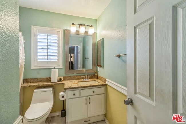 Building Photo - 2619 W Windhaven Dr