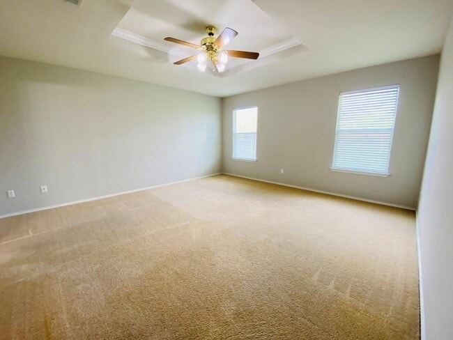 Building Photo - 207 Golden Gate Dr