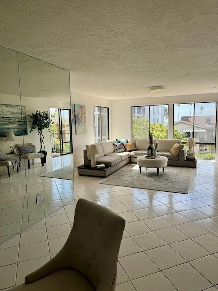 Building Photo - 8263 Camino Del Oro