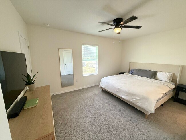 Building Photo - 641 Preston Cv Dr