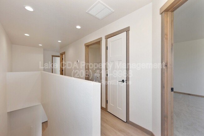 Building Photo - 3592 Blaze Lp
