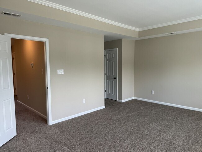 Building Photo - 3604 Hickory Neck Blvd