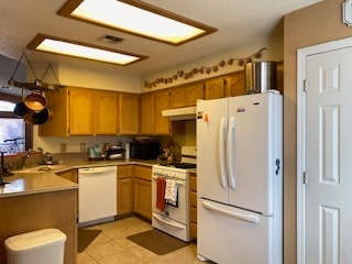 Building Photo - 2188 Sierra Santiago