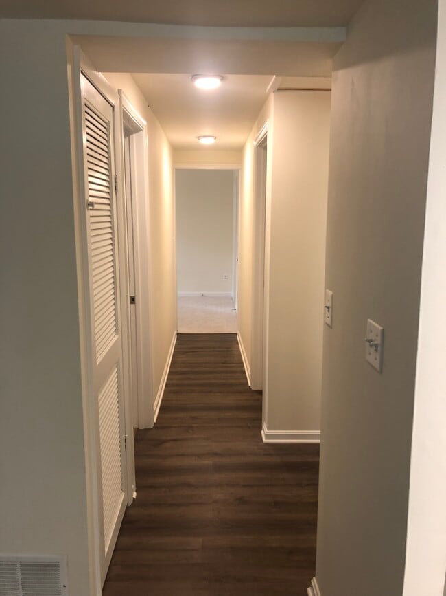 Building Photo - 9314 Madison Ave