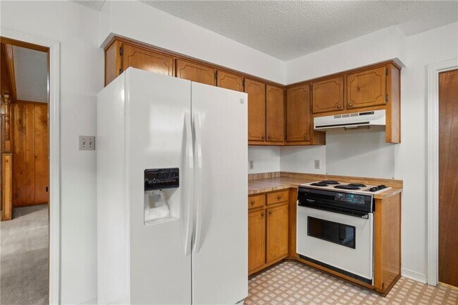 Building Photo - 5095 W Celtic Dr