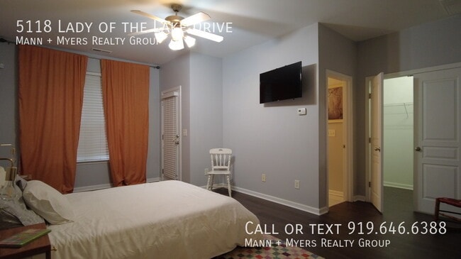 Building Photo - 5118 Lady of the Lake Dr