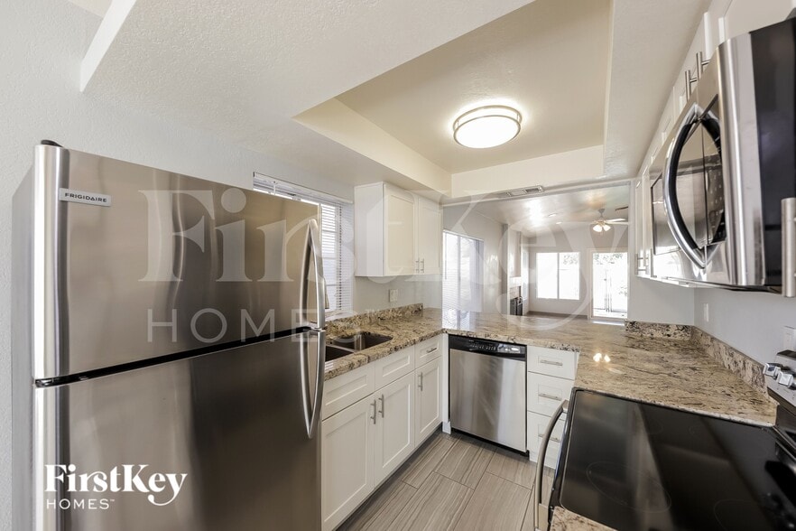 Building Photo - 23818 N 38th Ave