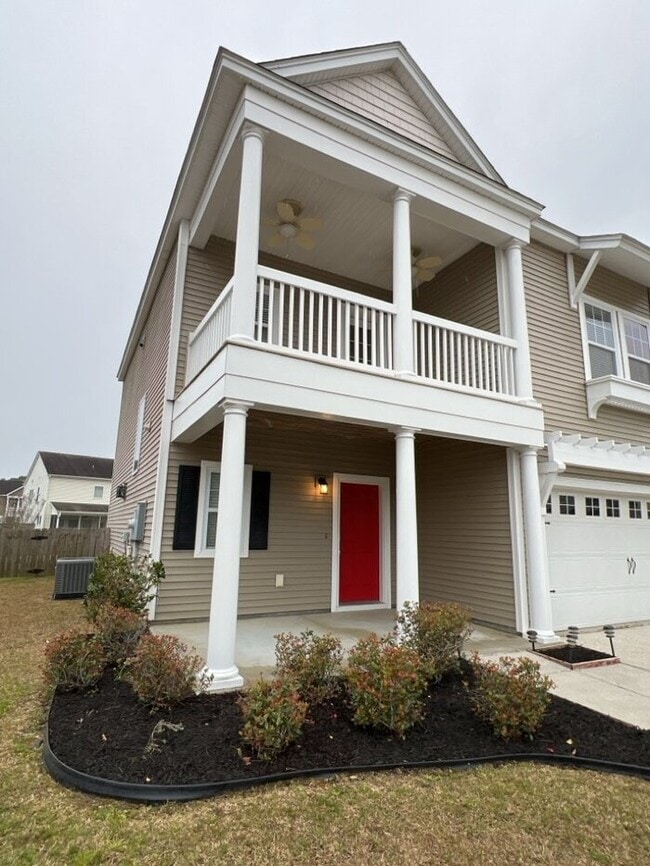 Building Photo - 579 Crossland Dr