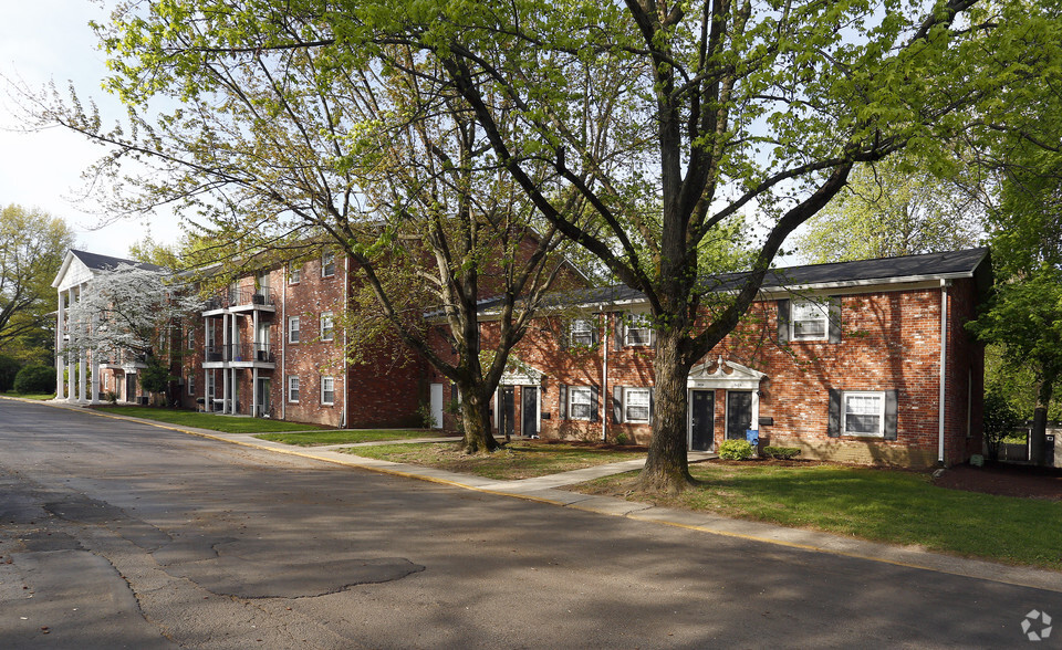 Primary Photo - Highland Pointe Apartments