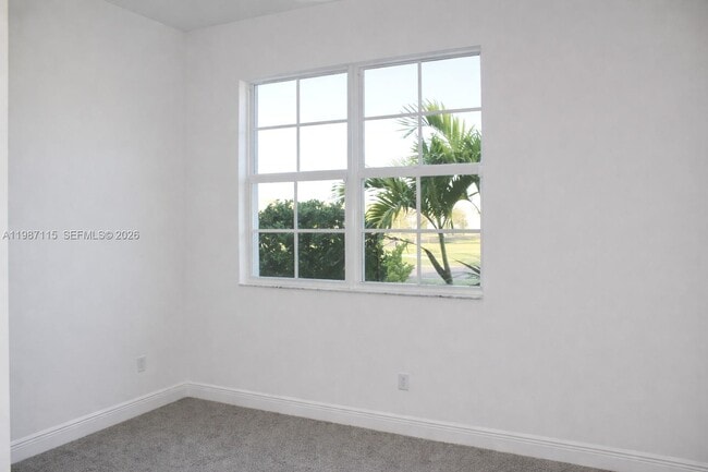 Building Photo - 5243 Rivo Alto Cir