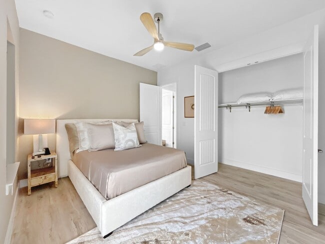 Building Photo - Waterfront Johns Pass Luxury | Steps to Beach + Pool, Hot Tub & Dock