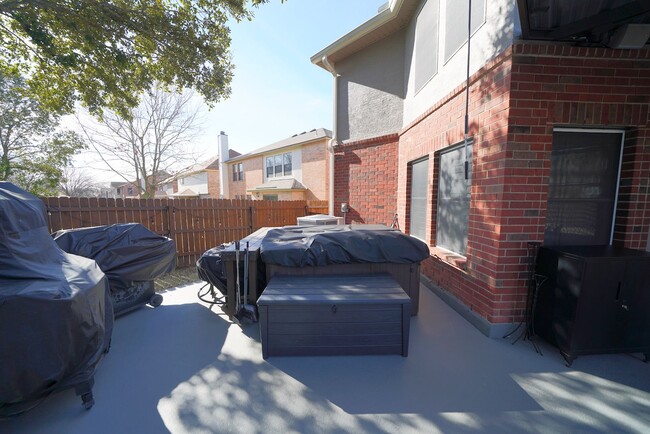 Building Photo - Gorgeous Schertz Home with an In-Ground Po...