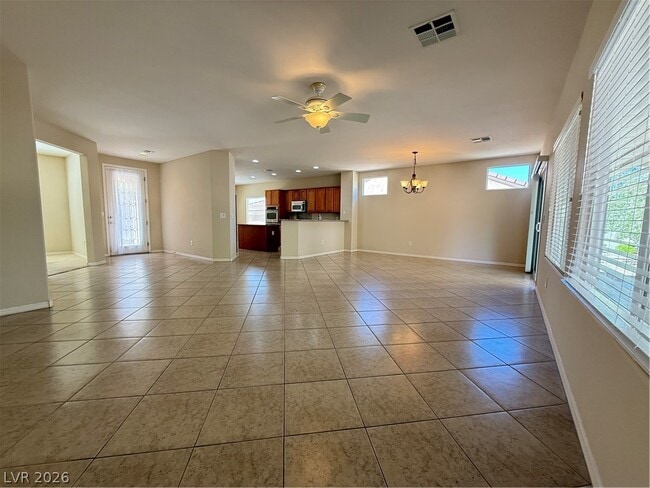 Building Photo - 2240 Shadow Canyon Dr