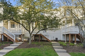 Building Photo - 1472 Cambria Dr