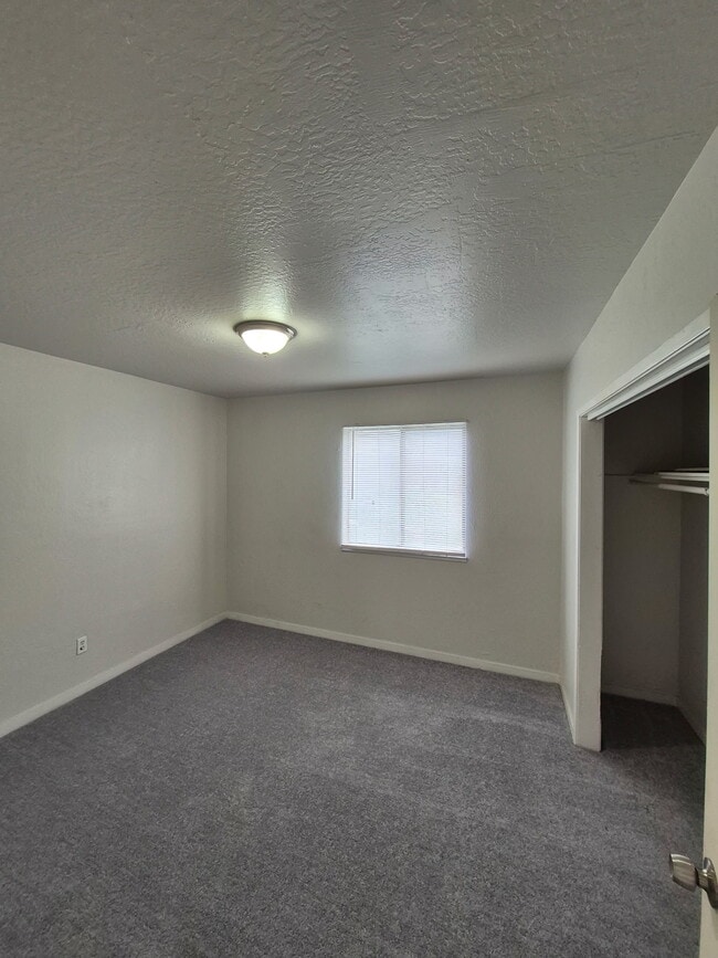 Building Photo - 4016 Penniman Ave