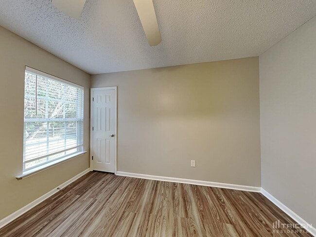 Building Photo - 4509 Capstone Dr