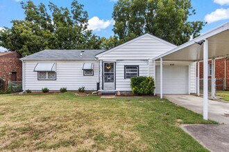 Building Photo - Great Home in Great Condition