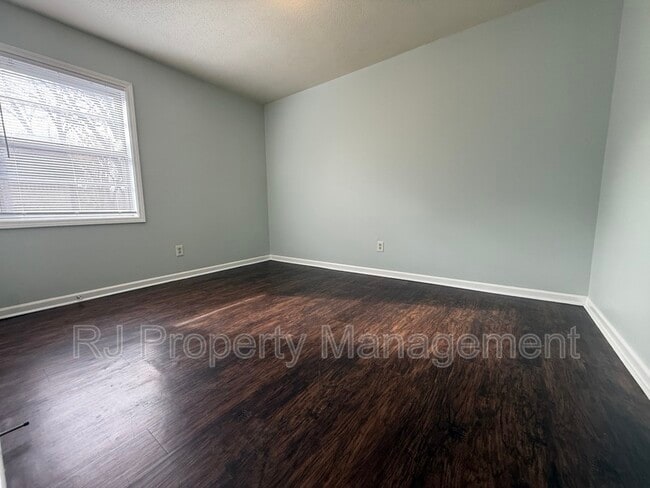 Building Photo - 4065 Haliburton St