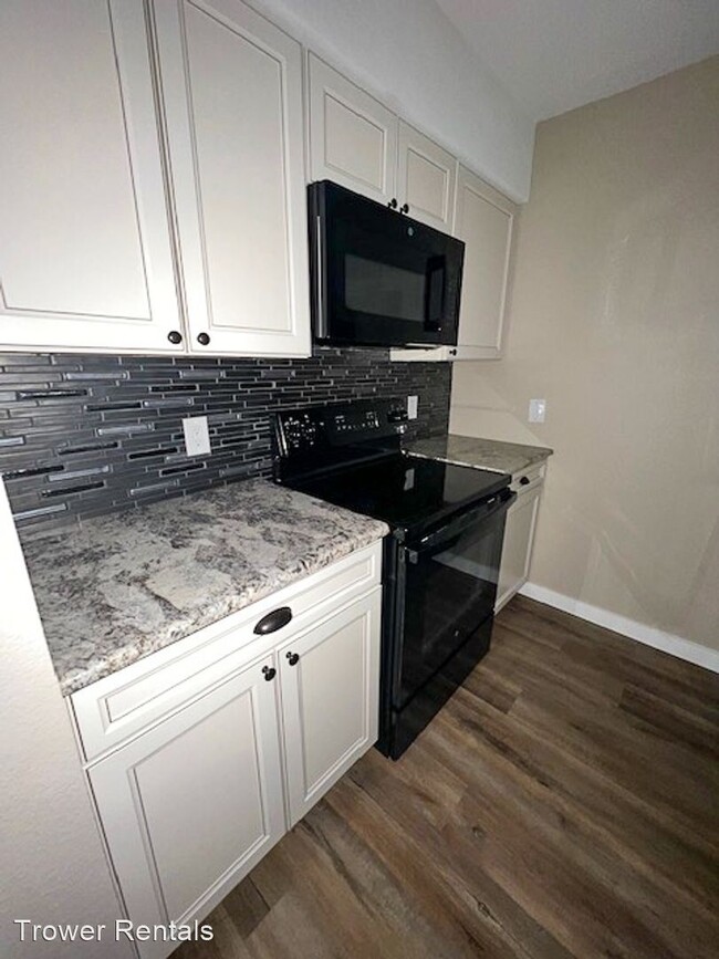 Building Photo - 2 br, 2 bath House - 3805 Mayer