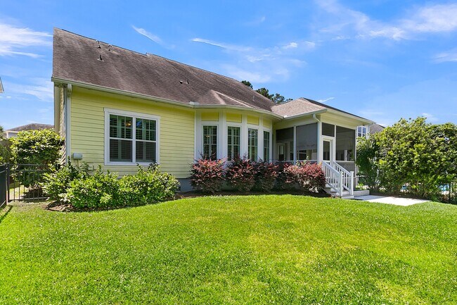 Building Photo - 3688 Maidstone Dr