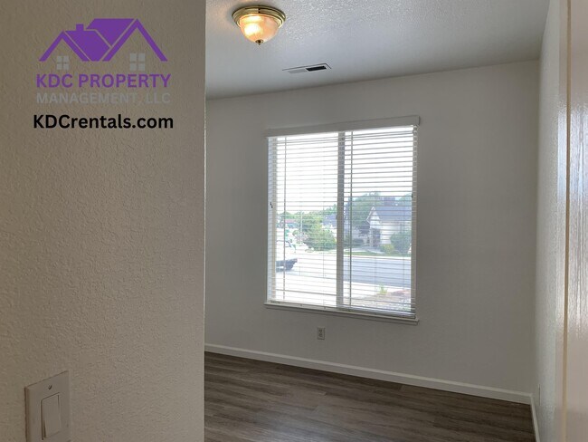 Building Photo - 1024 Westcreek Ln