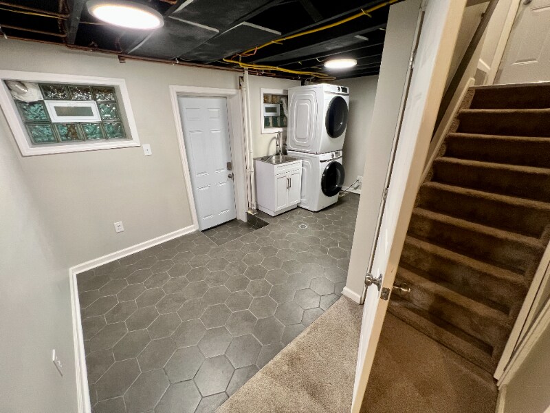 Building Photo - 4256 Fehr Rd