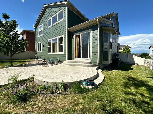 Building Photo - Horseshoe Ridge 4bd 3ba 2,522sq.ft. home FOR RENT!