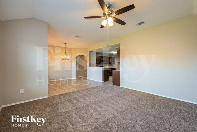 Building Photo - 2803 Englenook Dr