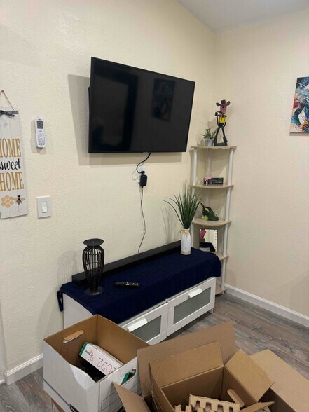Building Photo - 12376 Tioga Ct